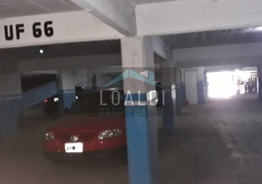 COCHERA EN VENTA - PLAZA COLON